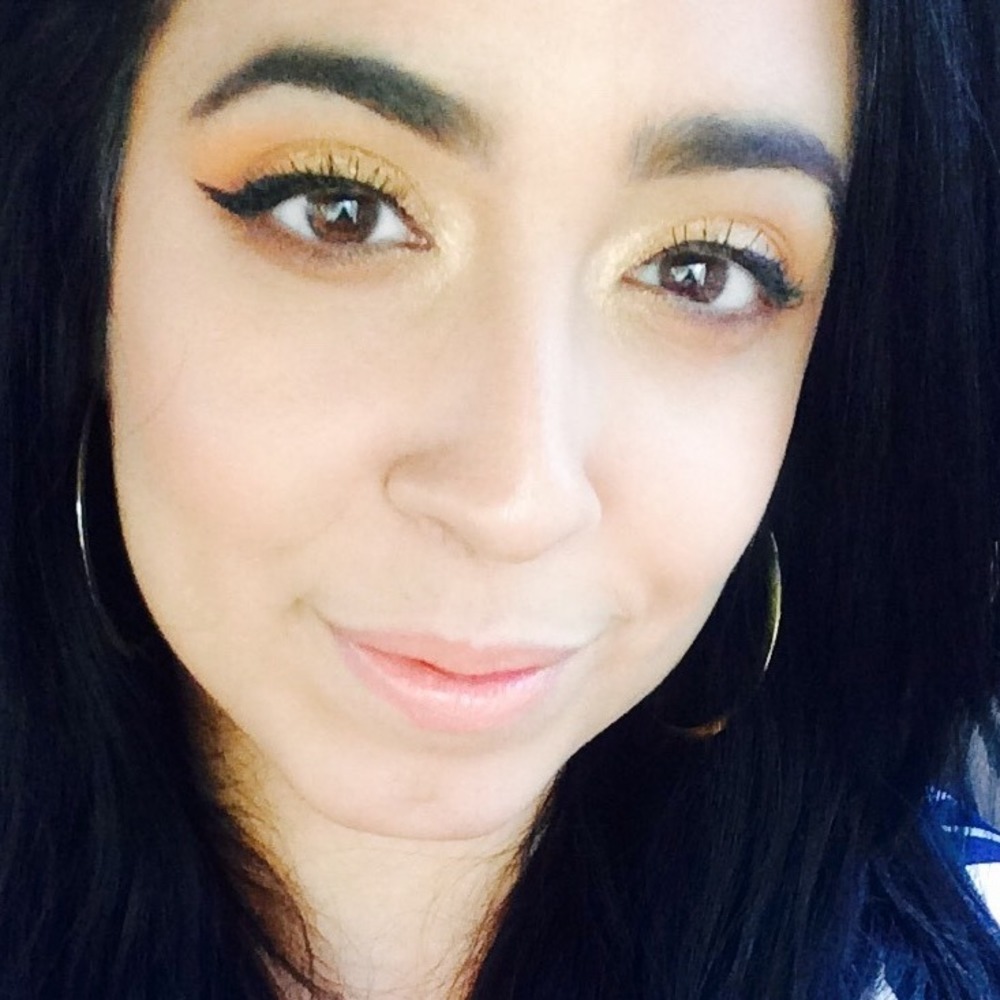 Meet your Posher, Sonia